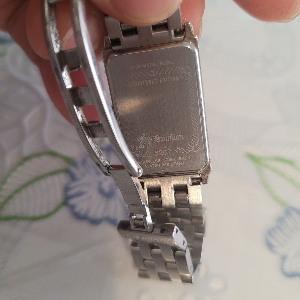 Hamilton Vintage Watch Classic Silver Tone Needs Battery As Is - Picture 9 of 11